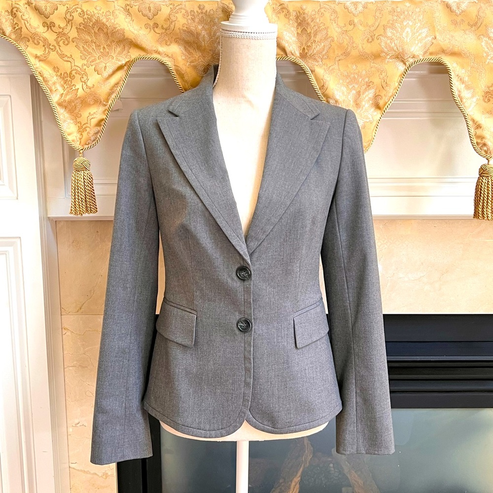 Women’s Jacket. The limited Size 2